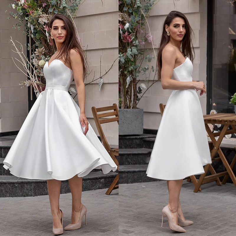 Elegant Strapless French Wedding Dress