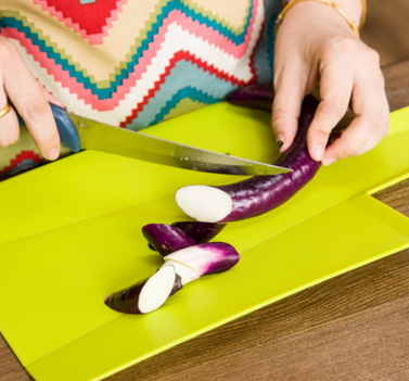 Foldable Plastic Kitchen Cutting Board