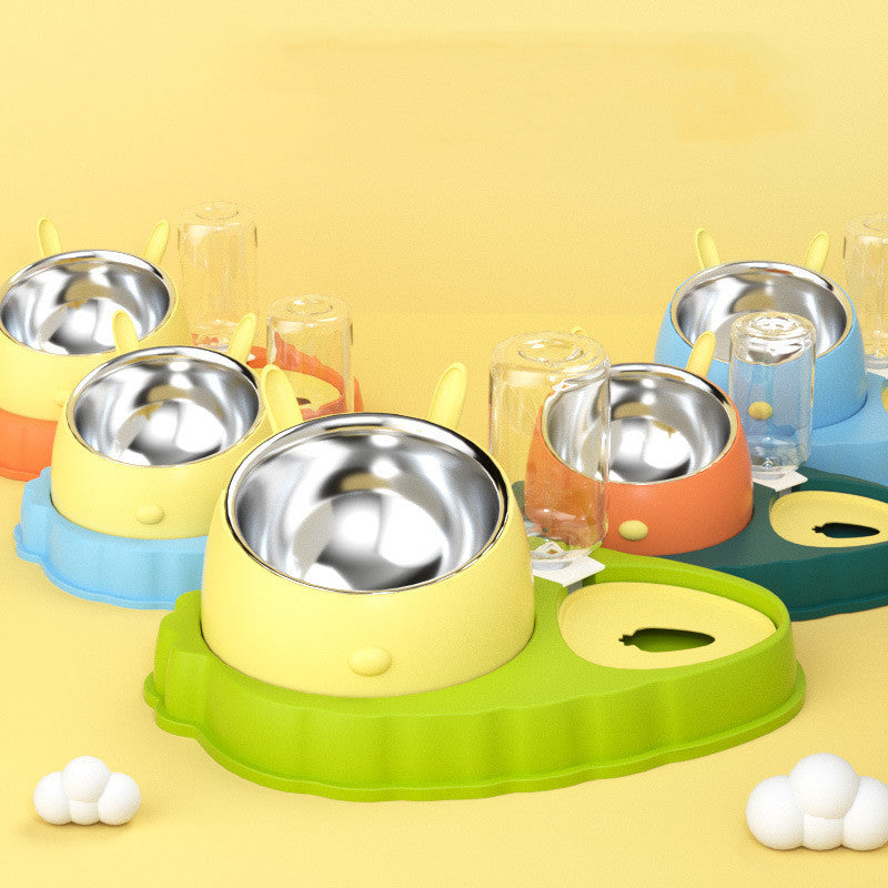 Tilt-A-Carrot Pet Feeder